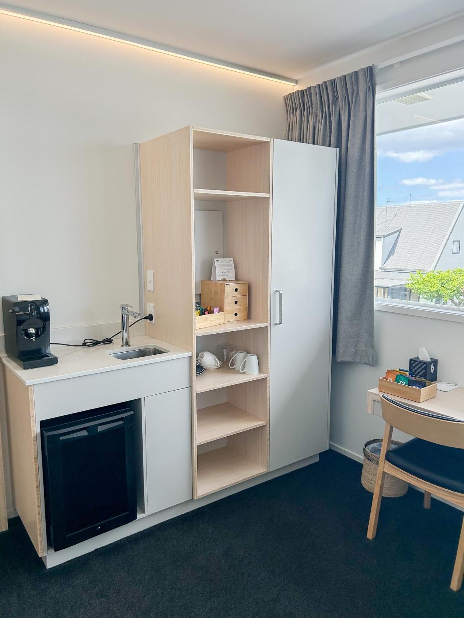 Cityside Hotel Tauranga Bagian luar foto