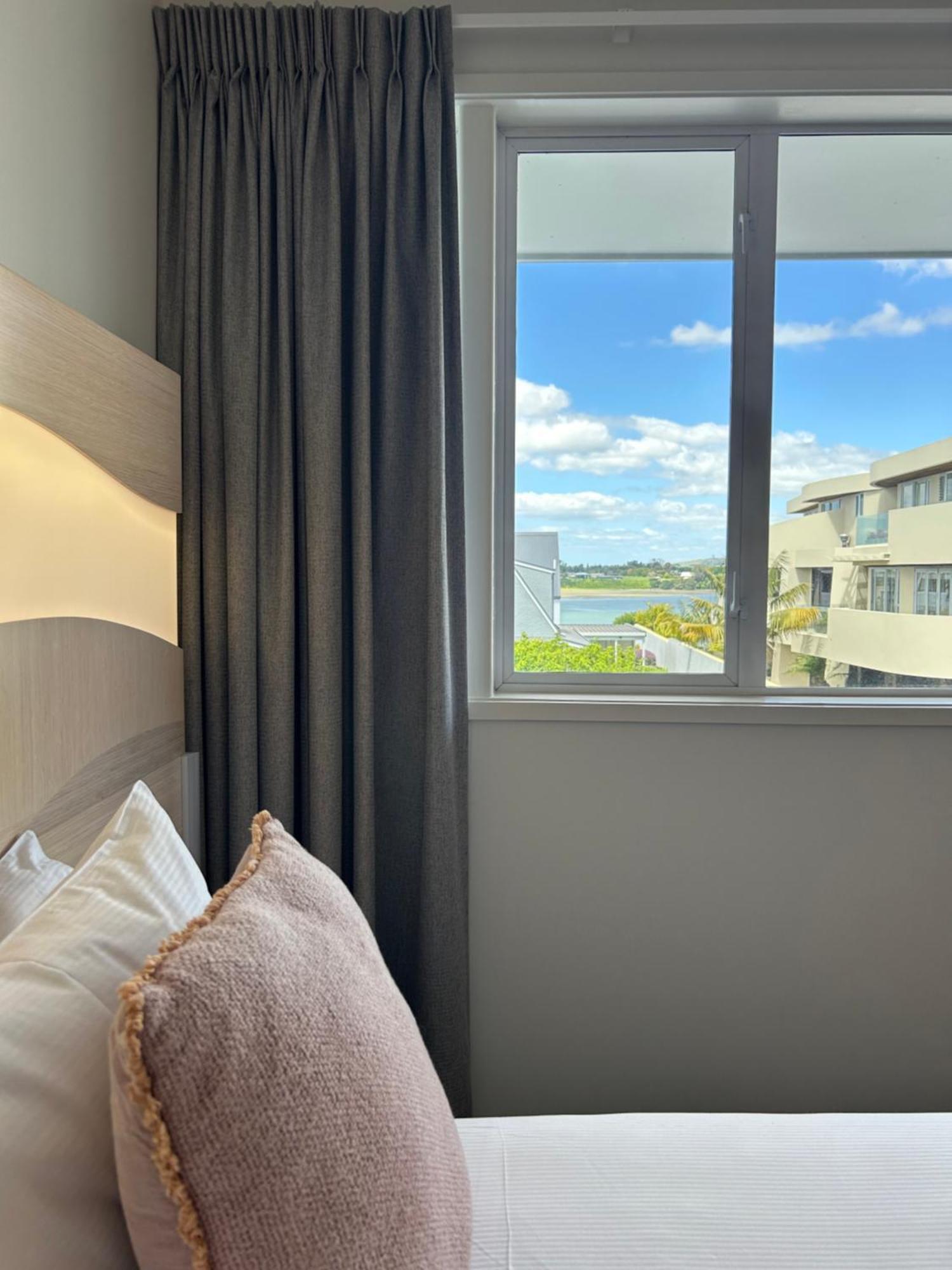 Cityside Hotel Tauranga Bagian luar foto